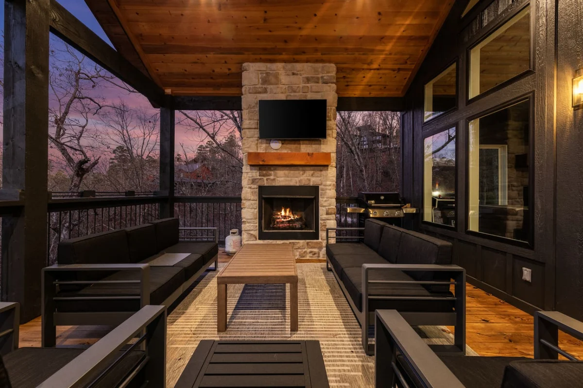 Midnight Skies Luxury 5BR - Hot Tub & Mountain Views #38