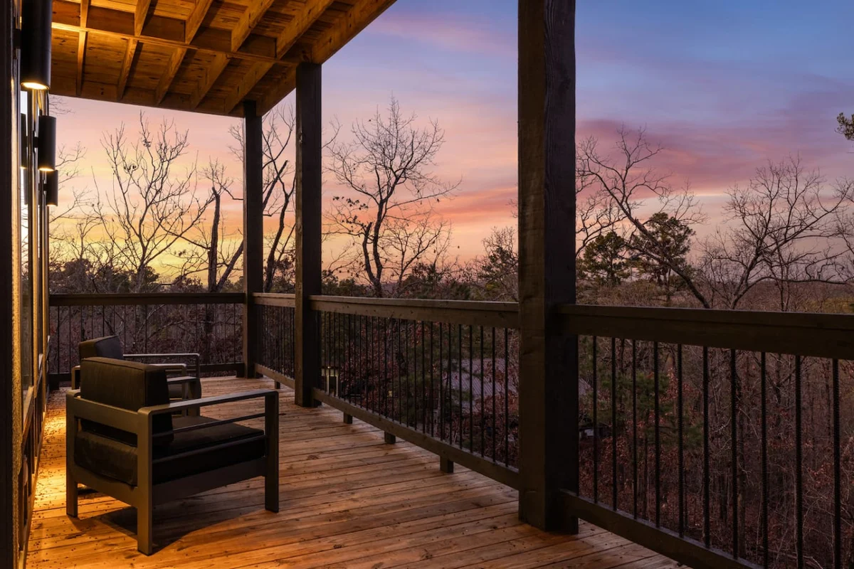 Midnight Skies Luxury 5BR - Hot Tub & Mountain Views #64