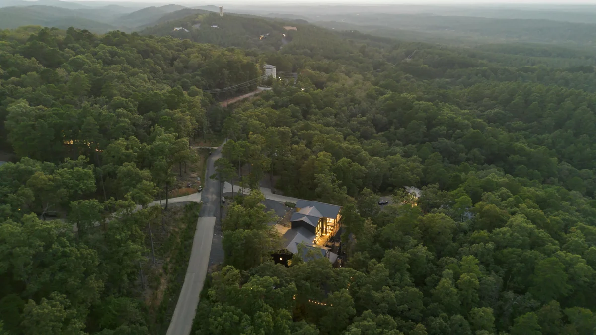 Midnight Skies Luxury 5BR - Hot Tub & Mountain Views #117