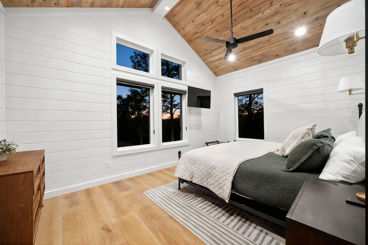 Midnight Skies Luxury 5BR - Hot Tub & Mountain Views #75