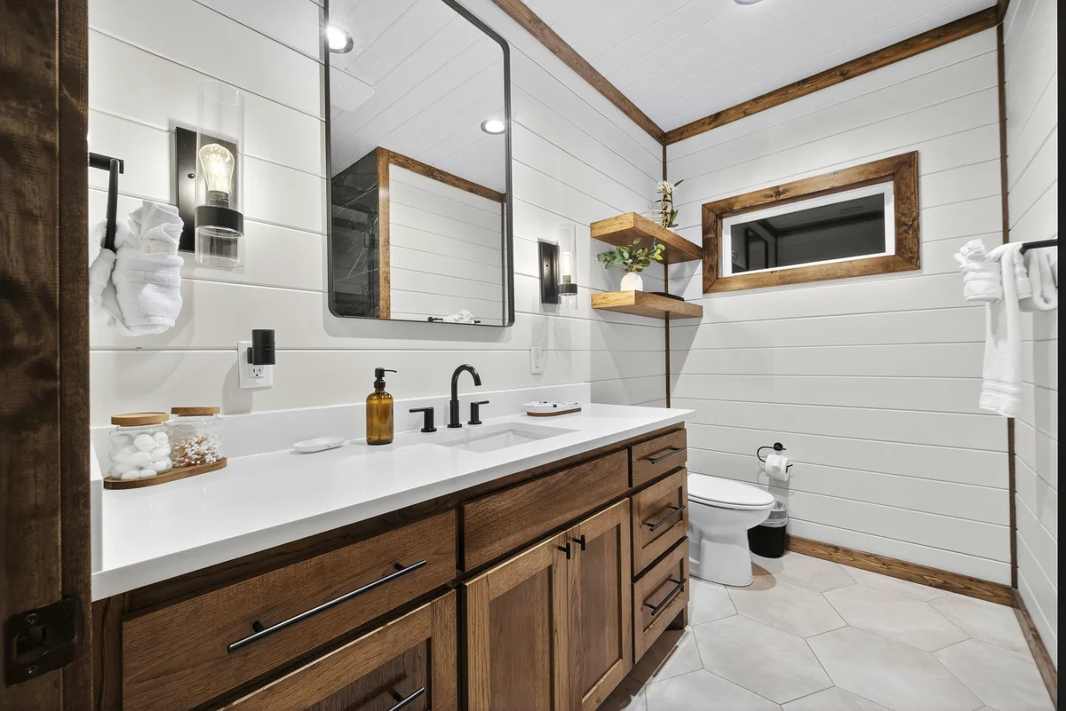Midnight Skies Luxury 5BR - Hot Tub & Mountain Views #44