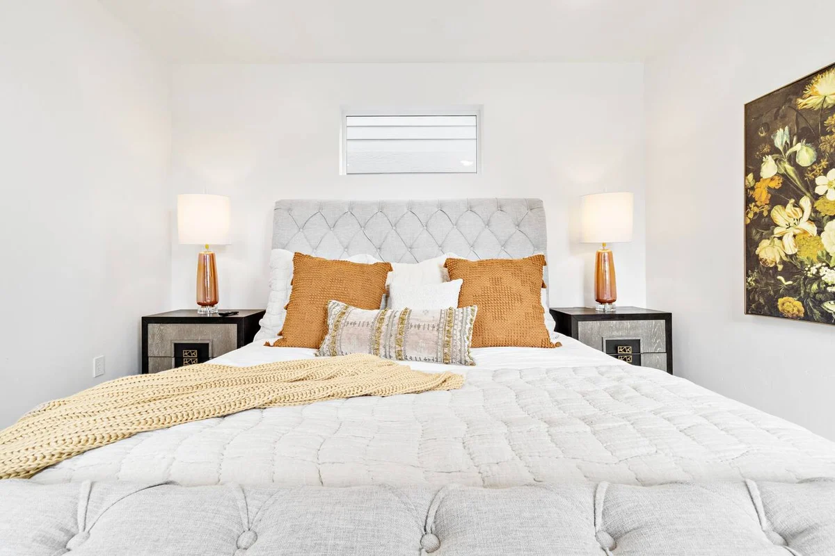 Bedroom 1 image 1