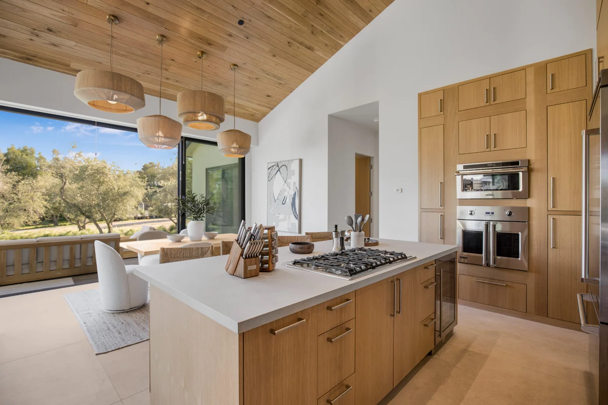 Lechusa - Secluded Creative Compound: Luxury 2-Acre Estate w/ Studio & Pool #11