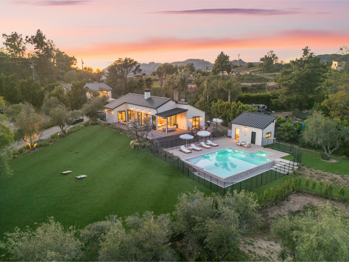 Lechusa - Secluded Creative Compound: Luxury 2-Acre Estate w/ Studio & Pool #54