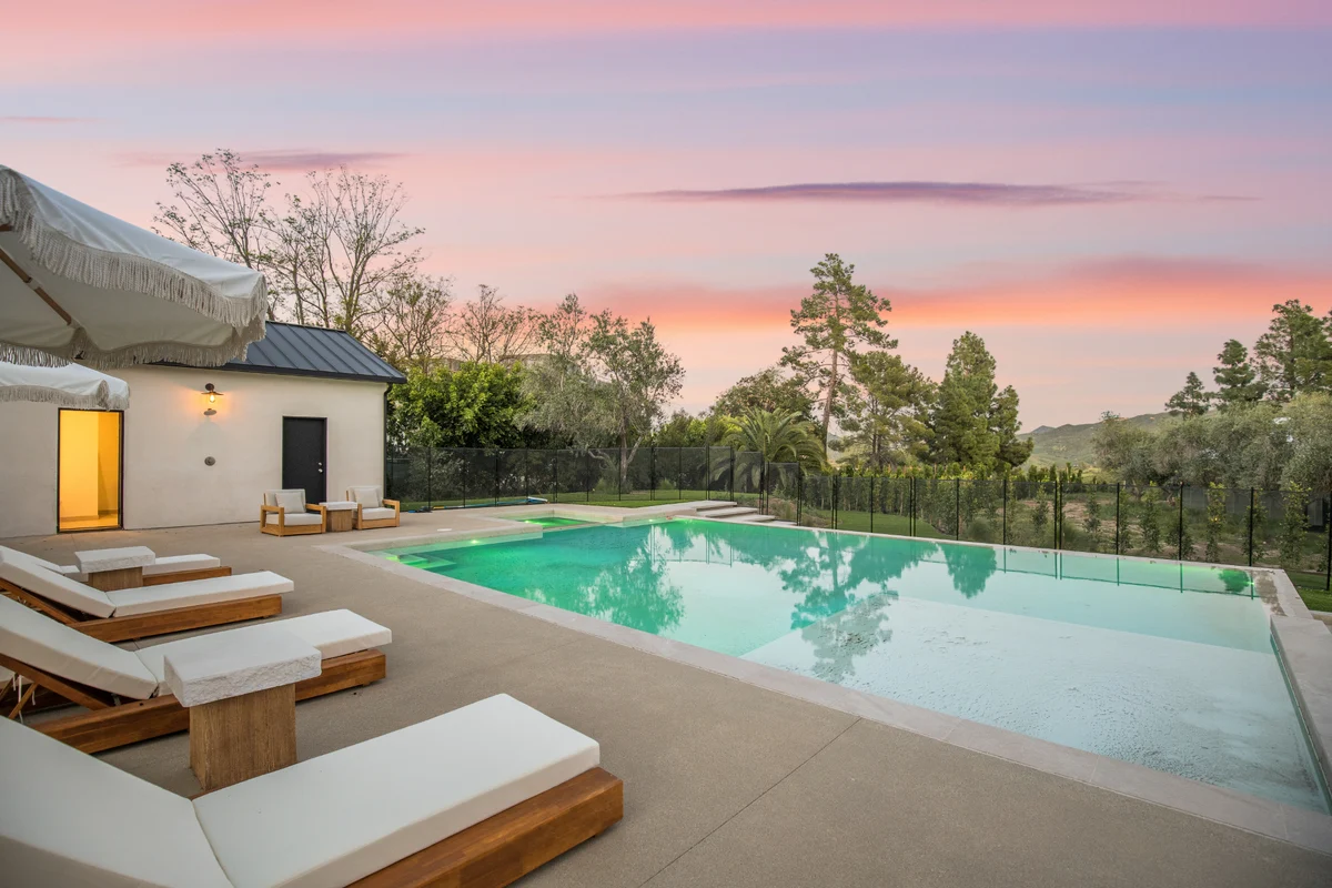 Lechusa - Secluded Creative Compound: Luxury 2-Acre Estate w/ Studio & Pool #50