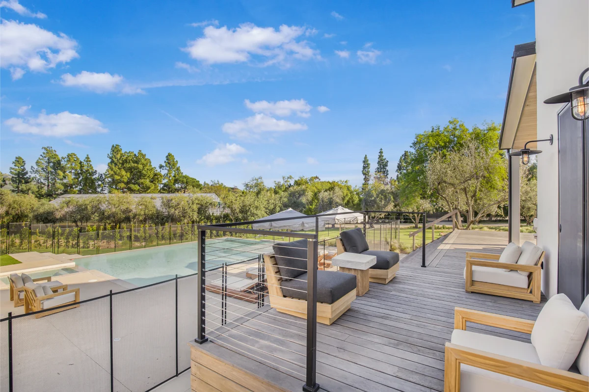 Lechusa - Secluded Creative Compound: Luxury 2-Acre Estate w/ Studio & Pool #48