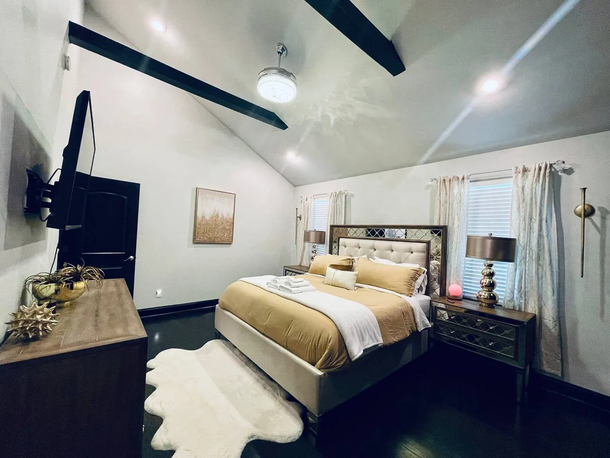 Bedroom 3 image 1