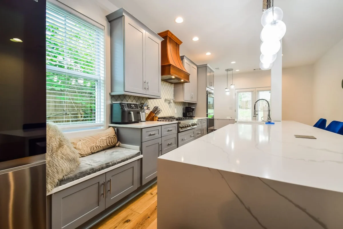 Home in Atlanta property photo 3