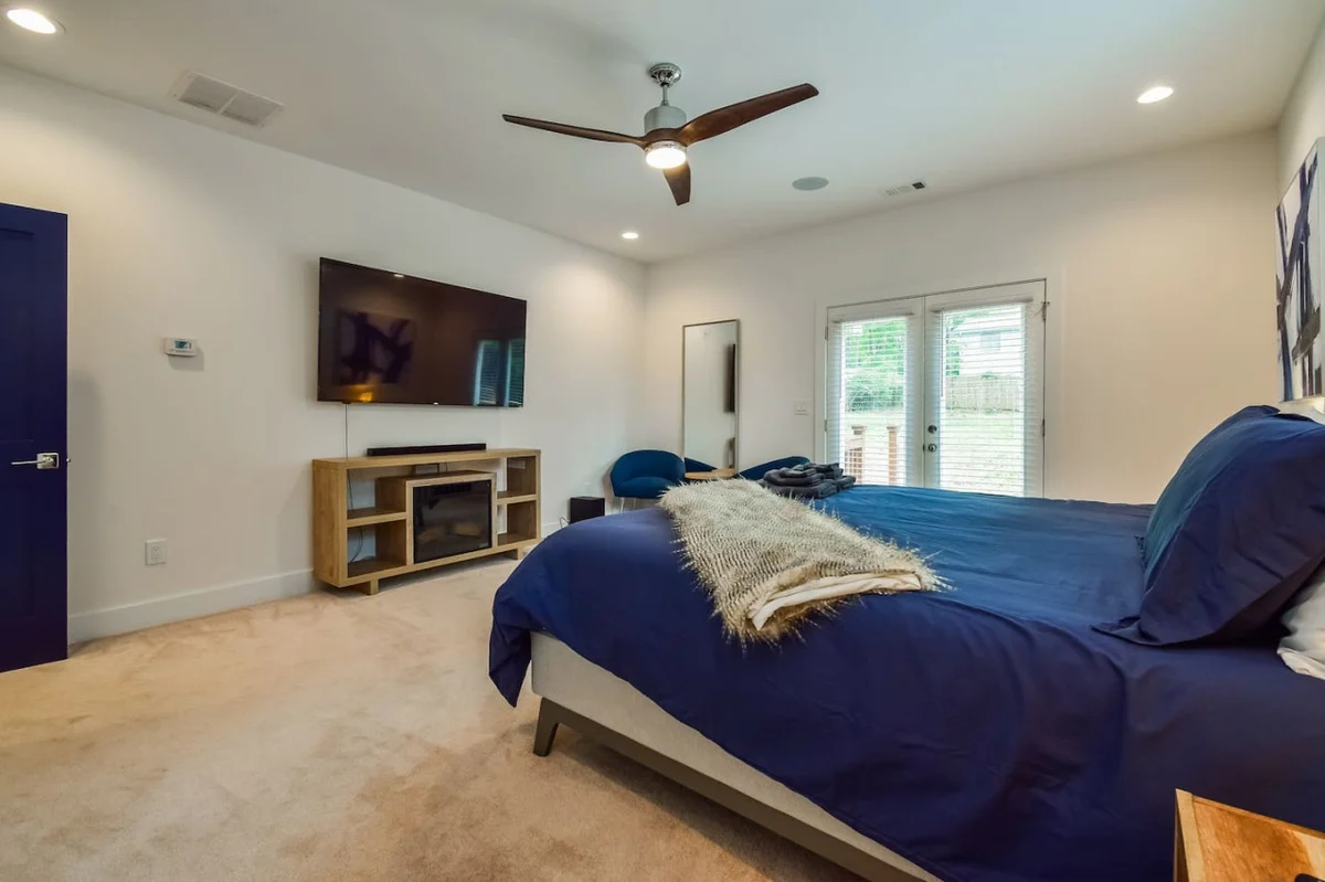 Bedroom 3 image 1