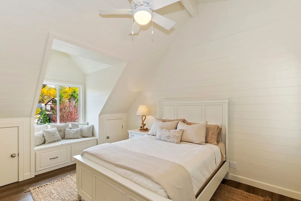 Home in Lake Arrowhead property photo 4