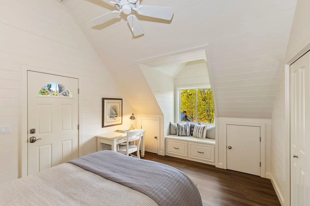 Bedroom 1 image 1