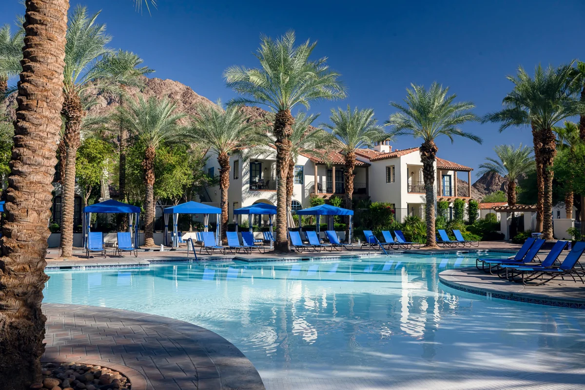 Property in La Quinta property photo 4