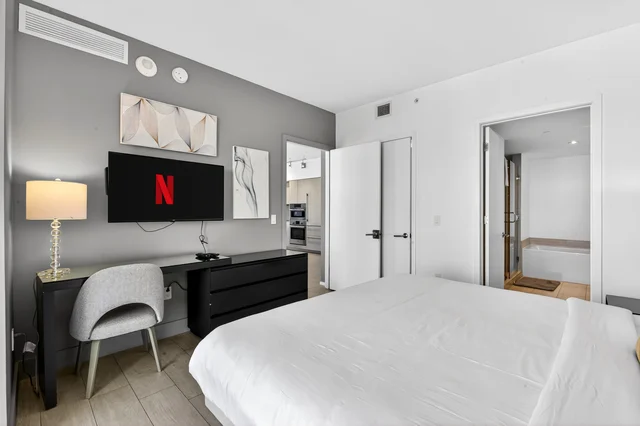 BEDROOM image 1
