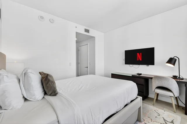 BEDROOM image 1