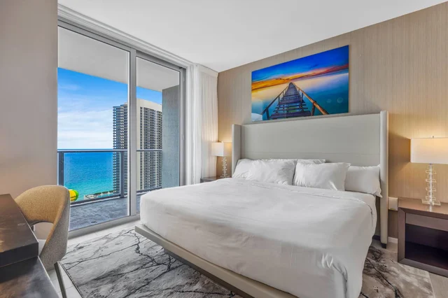 BEDROOM image 1