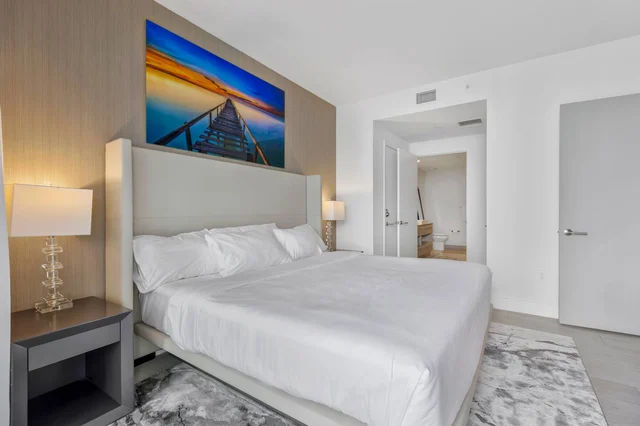 BEDROOM image 1