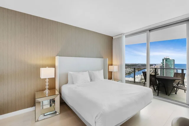 BEDROOM image 1