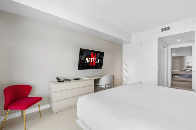 BEDROOM image 1