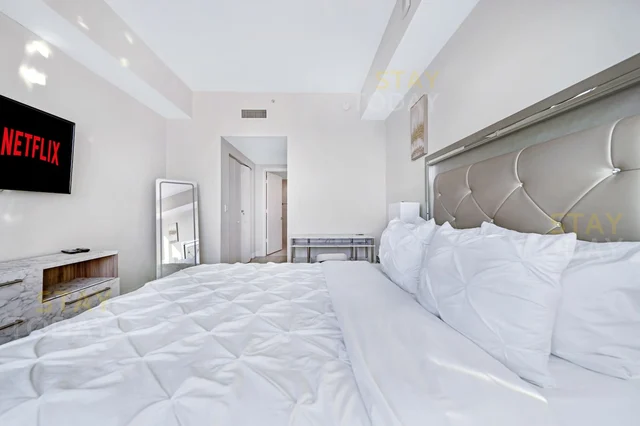 BEDROOM image 1