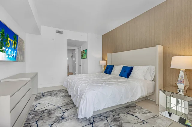 BEDROOM image 1