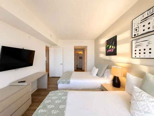 BEDROOM image 1