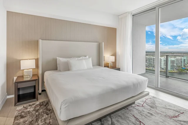 BEDROOM image 1