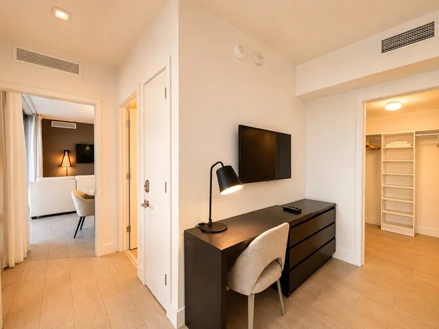 BEDROOM image 1