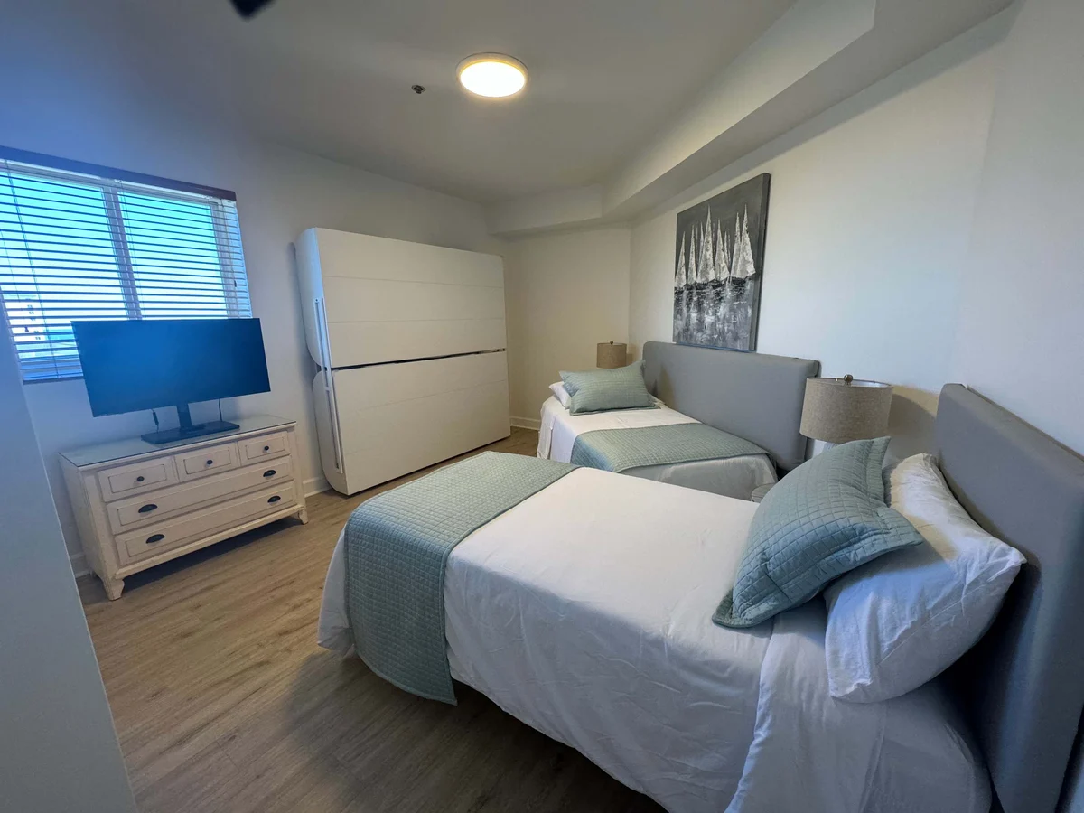 Bedroom 3 image 1