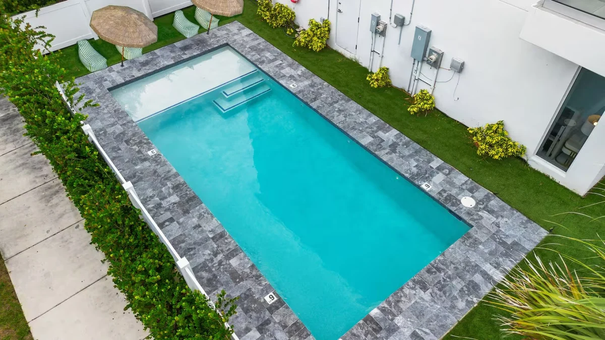 1000 - Airbnb 5 #11