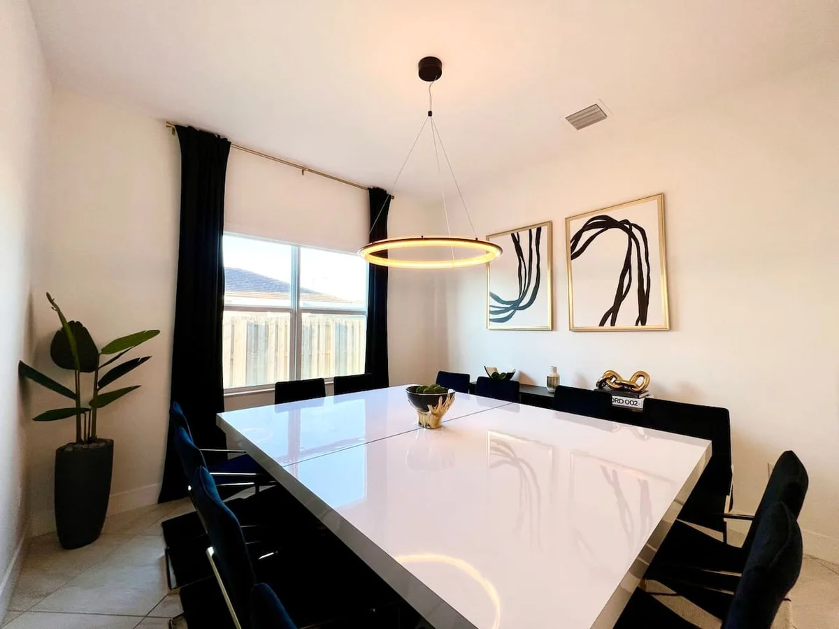 11 NW 122 Miami #36