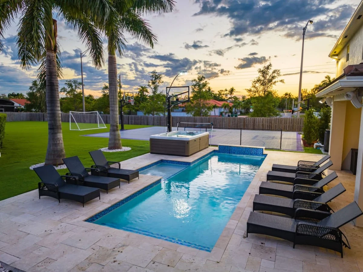 11 NW 122 Miami #32