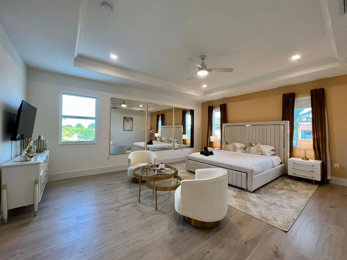11 NW 122 Miami #33