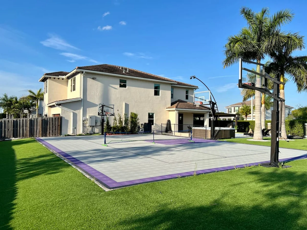 11 NW 122 Miami #35