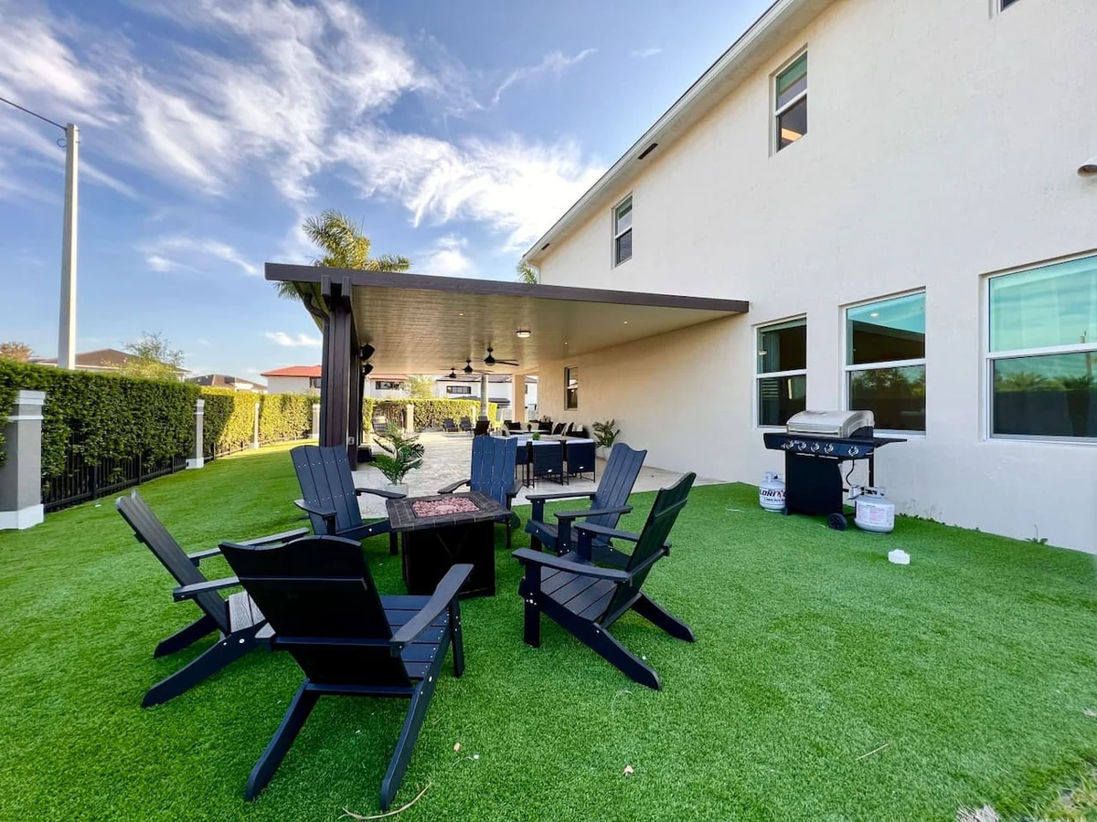 11 NW 122 Miami #52