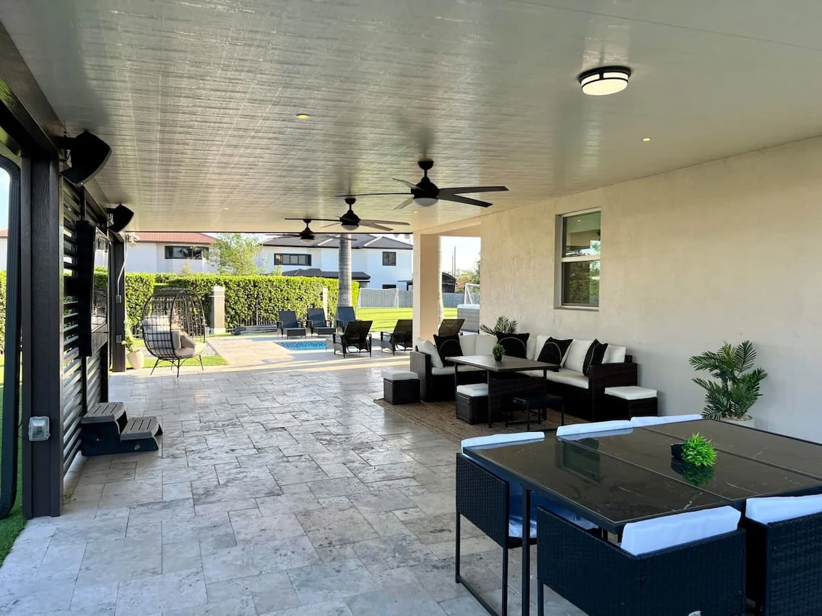 11 NW 122 Miami #42