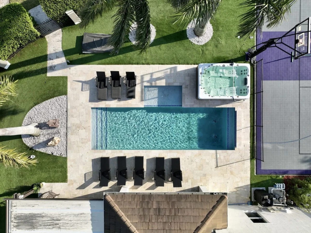 11 NW 122 Miami #66