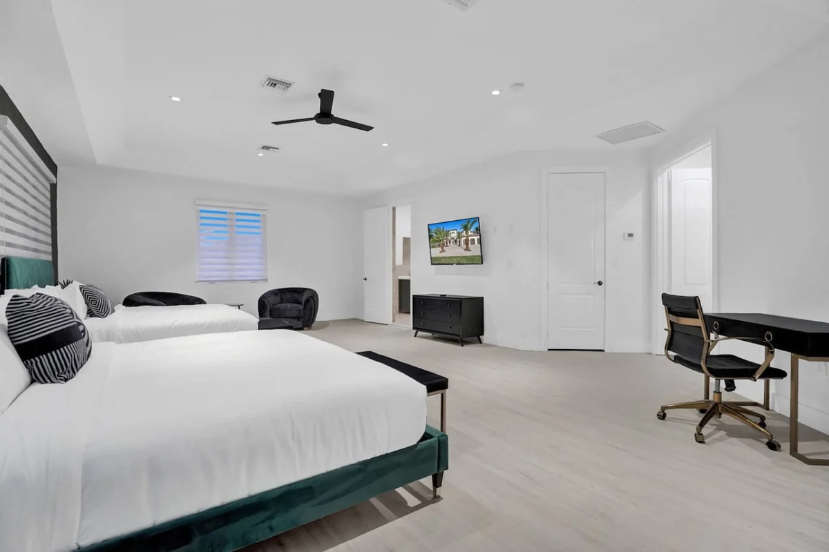 112 Dania Beach - New #54