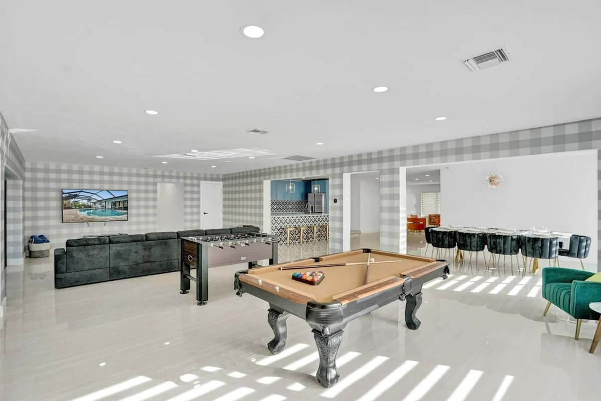1141  N Northlake #53