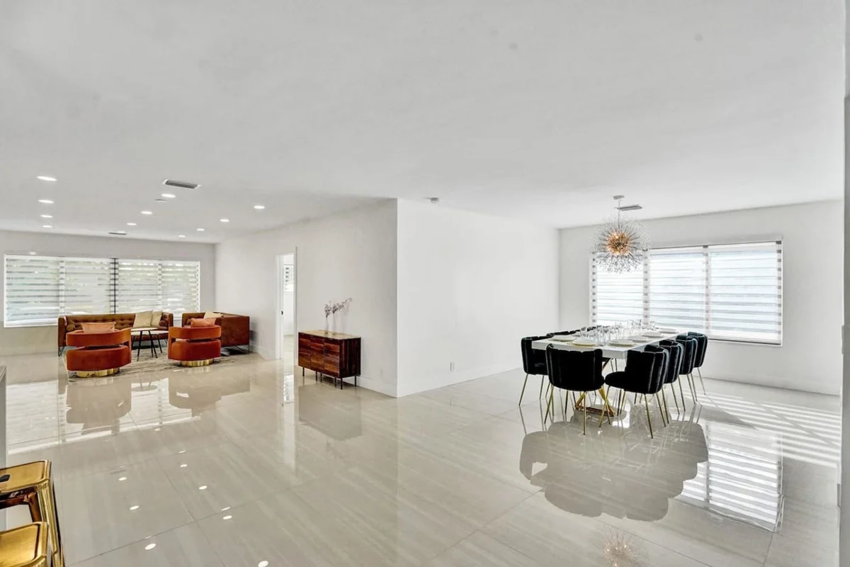 1141  N Northlake #54