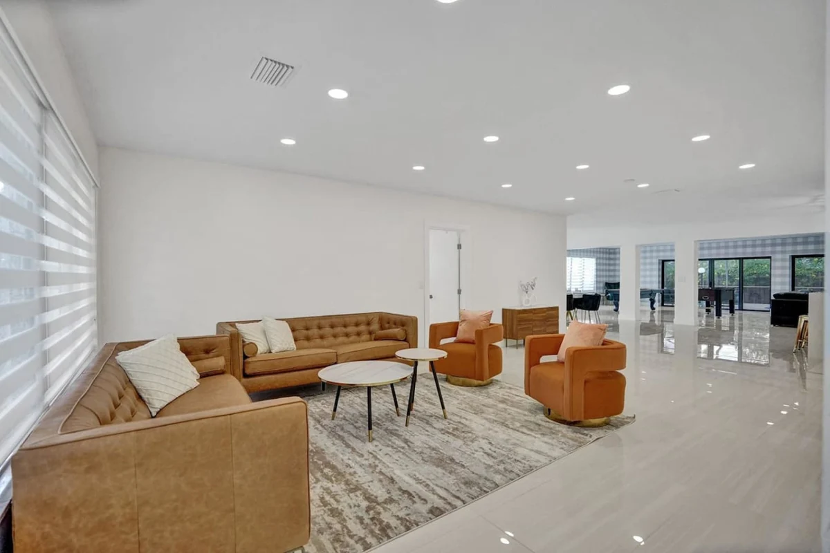 1141  N Northlake #67