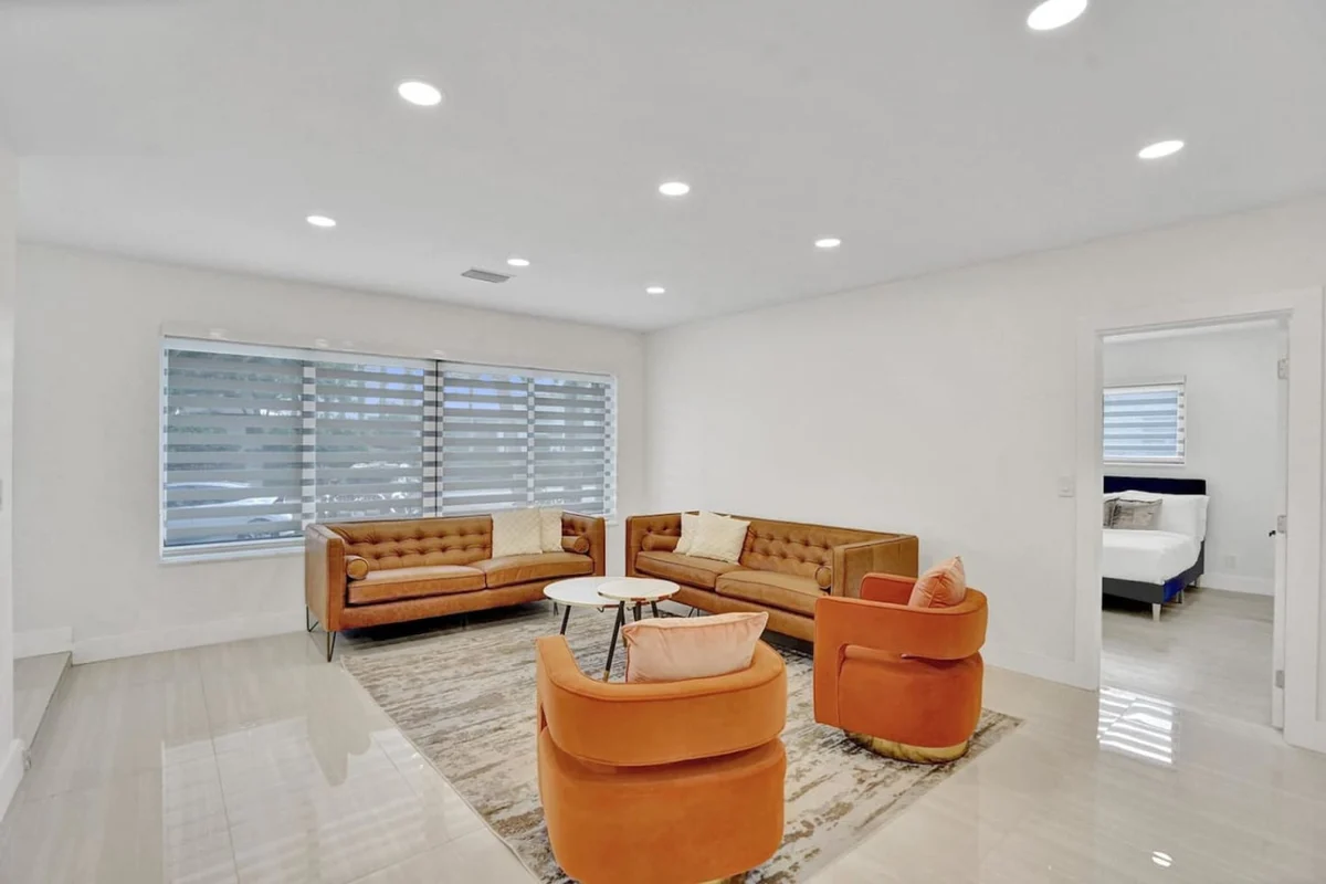 1141  N Northlake #76