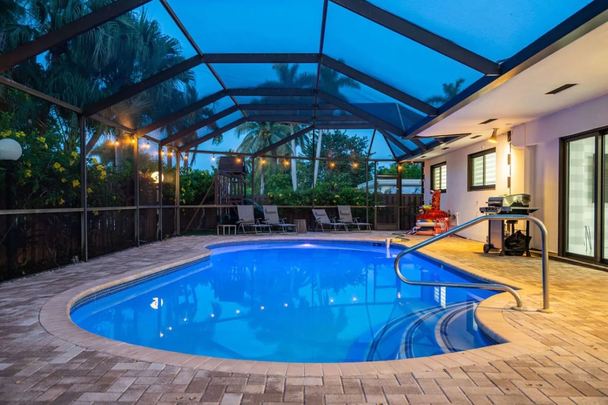 1141  N Northlake #75