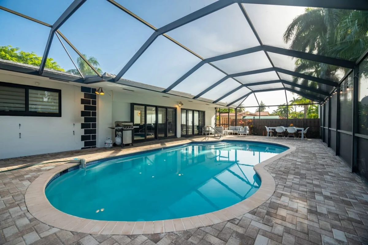 1141  N Northlake #79