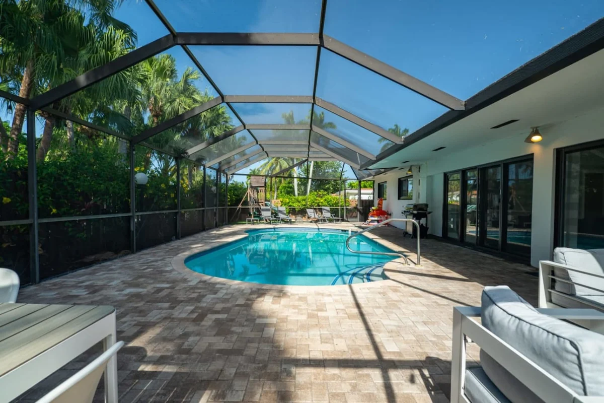 1141  N Northlake #86
