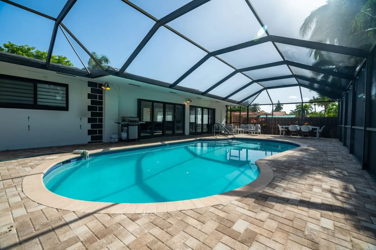 1141  N Northlake #91