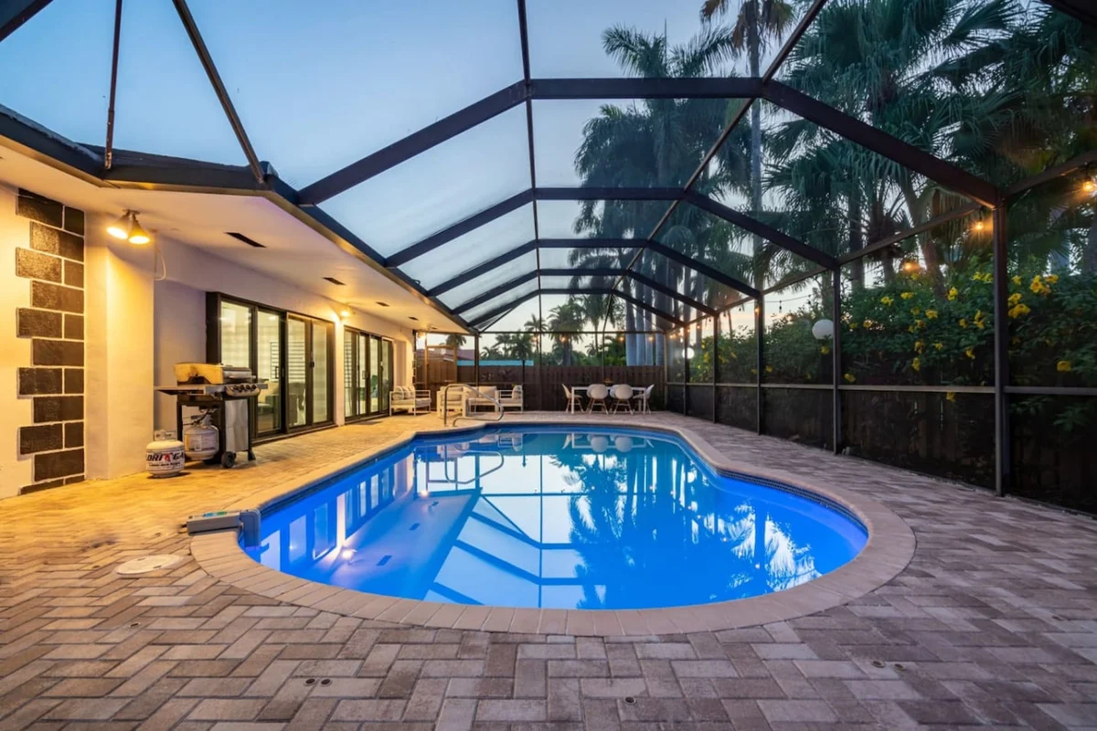 1141  N Northlake #94