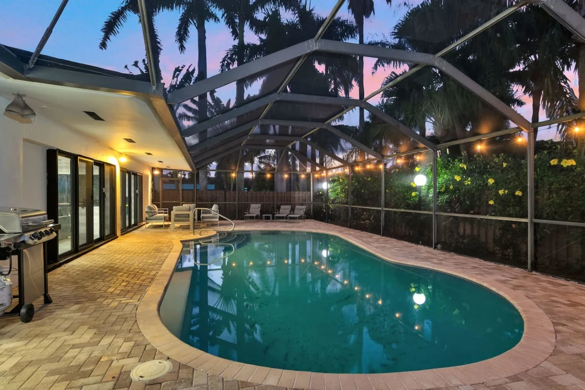 1141  N Northlake #97