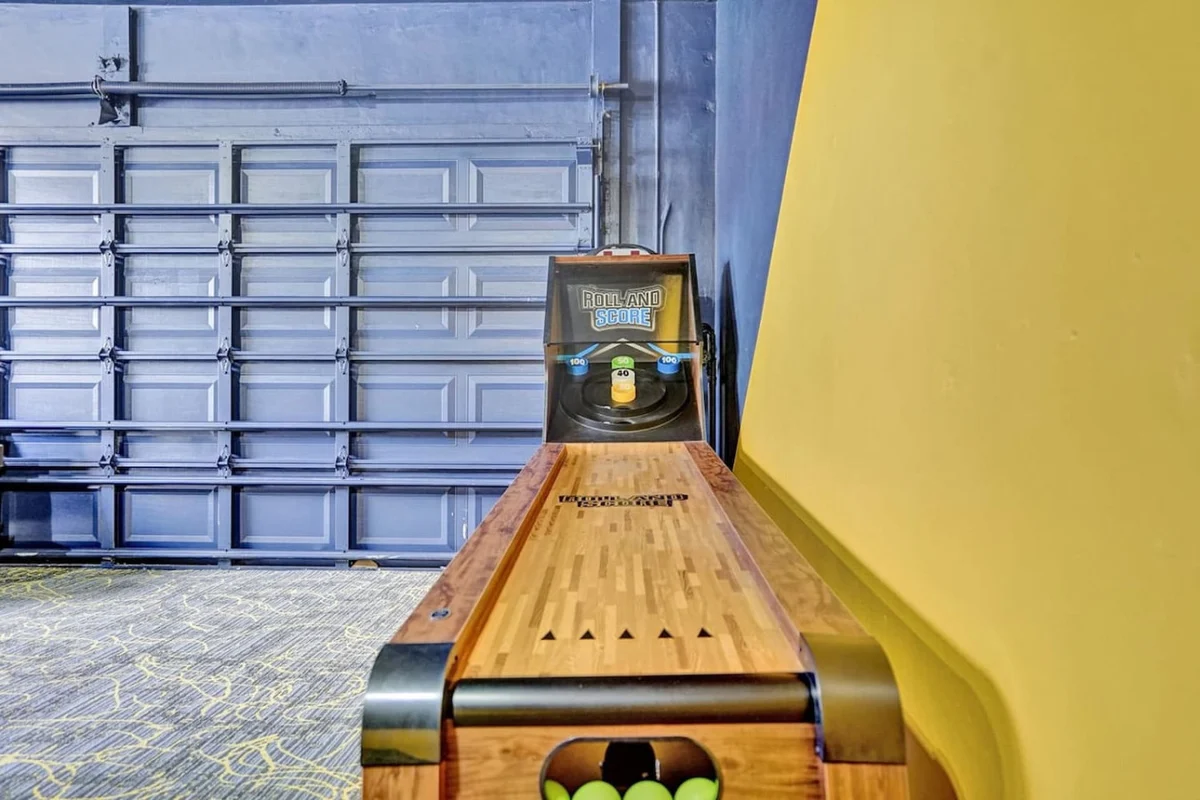 1141  N Northlake #83