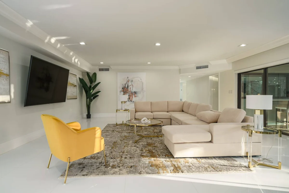 11861 - Airbnb 5 #26