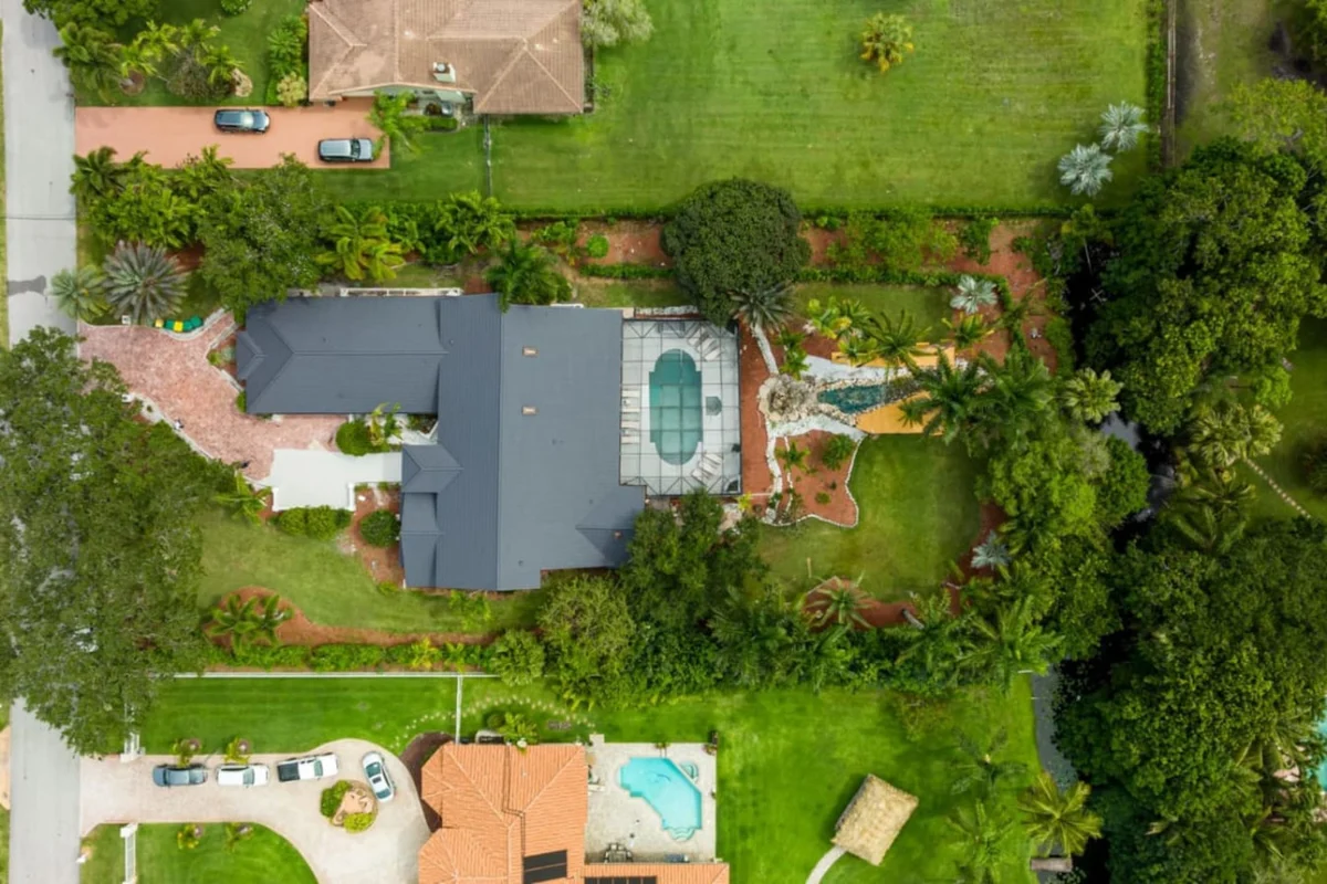 1361 - Airbnb 5 #66